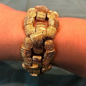 Vintage Monet textured link bracelet